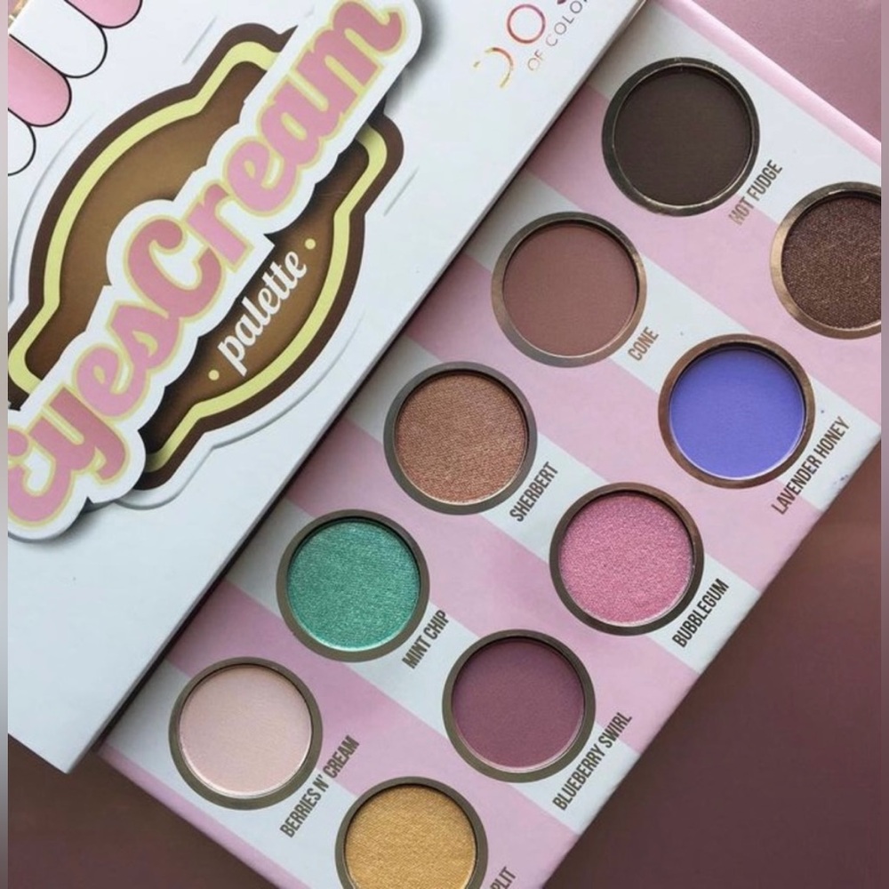 Dose of Colors
EyesCream Eyeshadow Palette